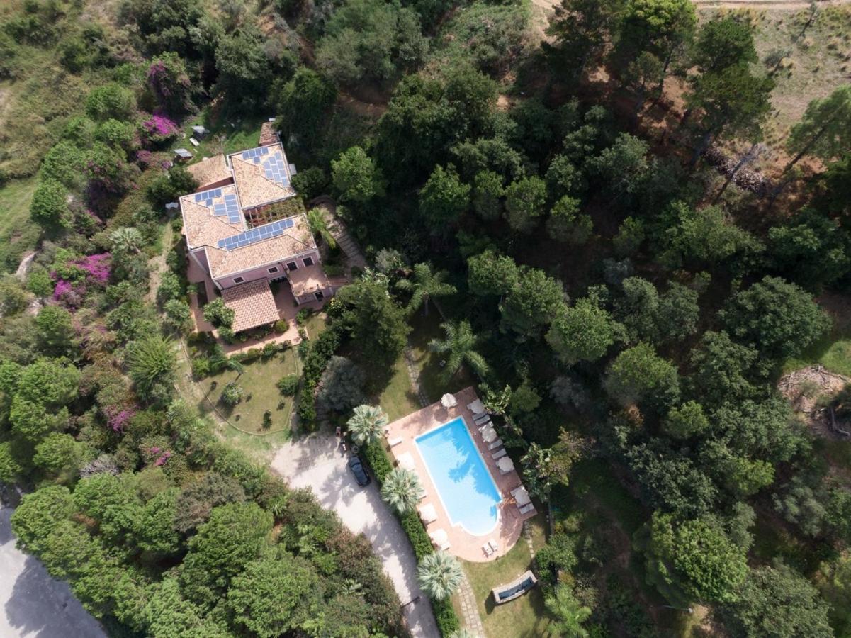 Agriturismo Villa Luca SantʼAgata di Militello Buitenkant foto
