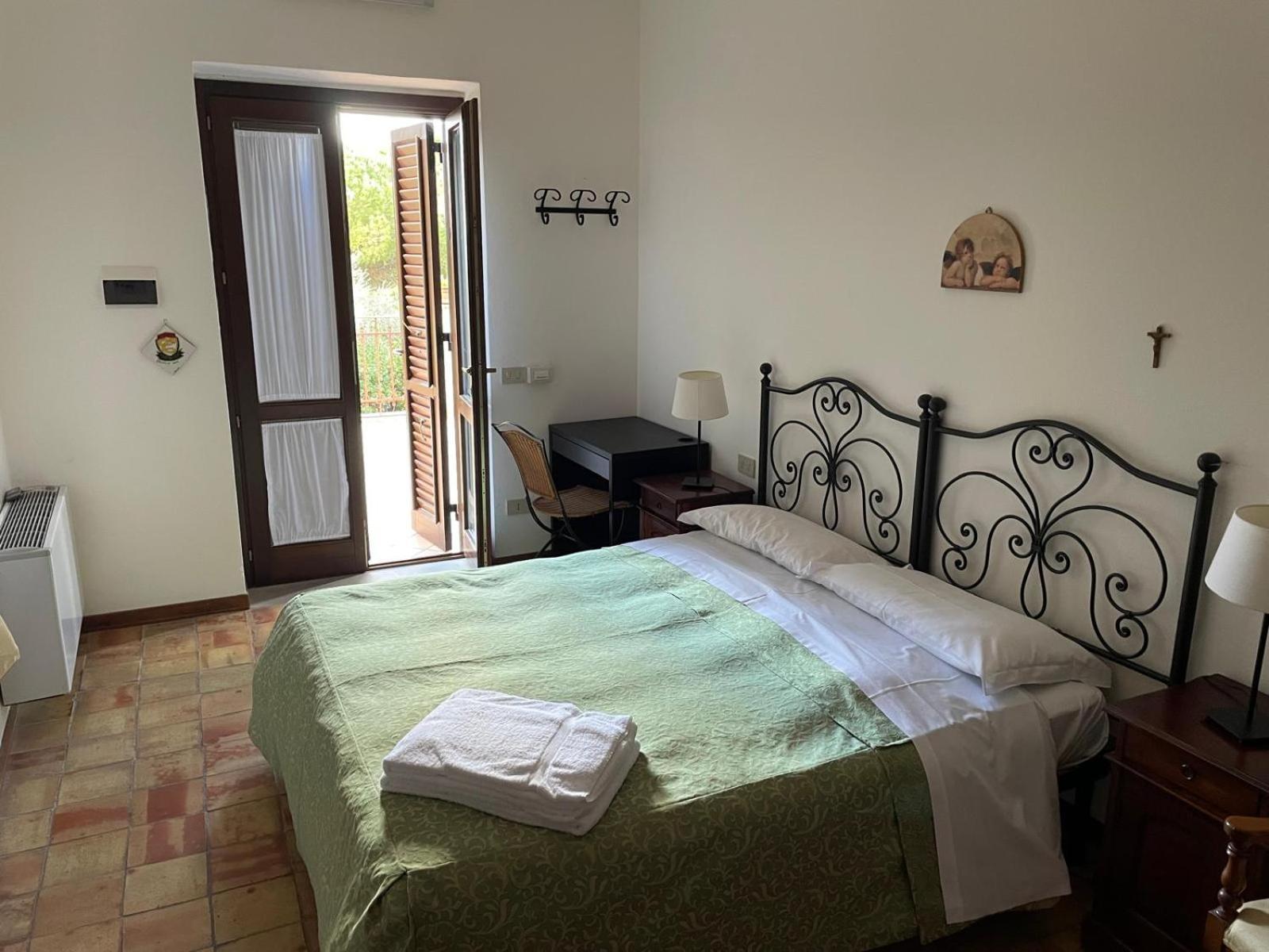 Agriturismo Villa Luca SantʼAgata di Militello Buitenkant foto